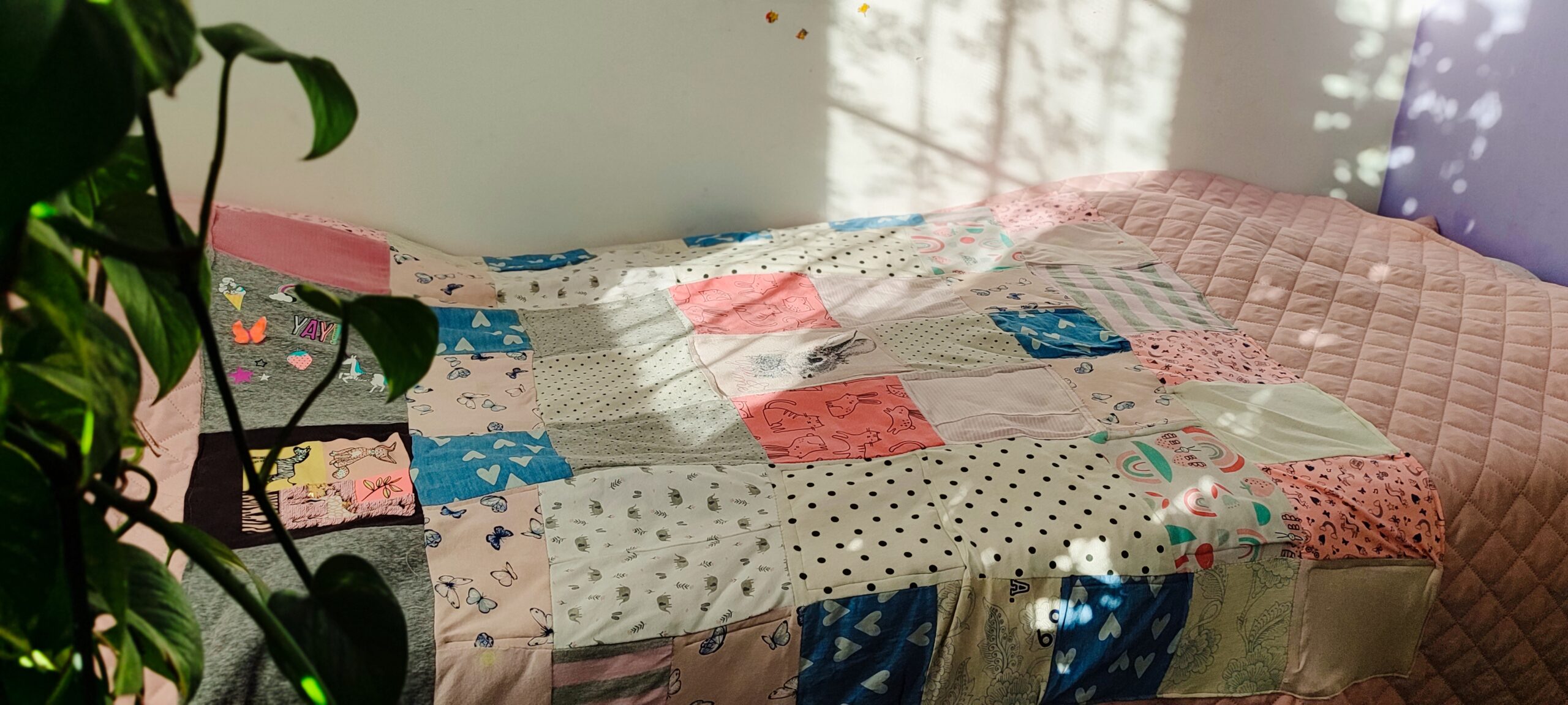 Narzuta PATCHWORK - z ubranek dziecięcych lub sentymentalnych tkanin :) - obrazek 7